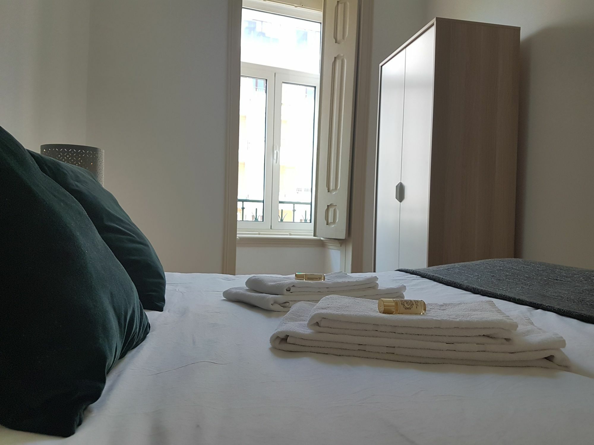 Dukostel Hotel Lisbon Bagian luar foto